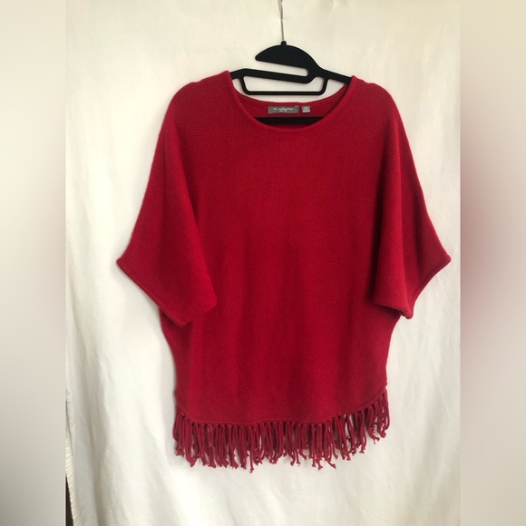 Red knit bat wing sleeve fringe blouse - Picture 1 of 3